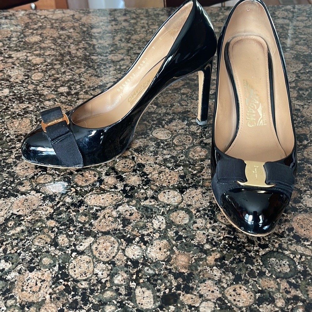 Ferragamo Black Patent Leather Heels - Picture 2 of 4